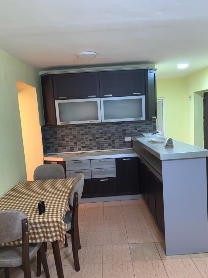 Apartment In The Heart Of טיראנה מראה חיצוני תמונה
